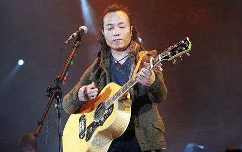 曾经的你吉他谱 D调附视频_17吉他编配_许巍