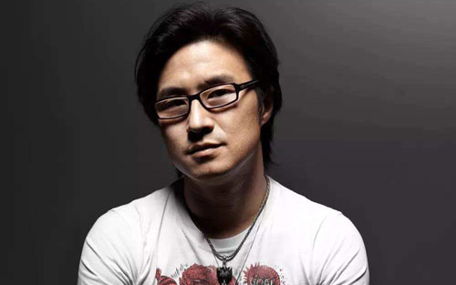 像梦一样自由吉他谱 D调扫弦版_无限延音编配_汪峰