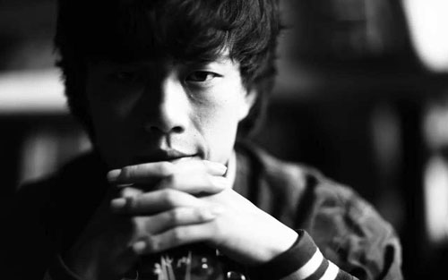 不由自主吉他谱 C调_齐歌吉他编配_赵雷