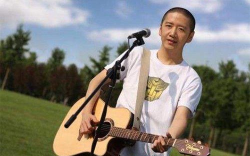 逃跑的木偶吉他谱 G调弹唱教学_好听到炸裂_完形吉他_郝云