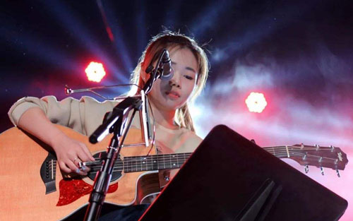 出山吉他谱 G调六线谱_梦马音乐编配_花粥