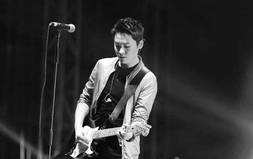男孩吉他谱 C调附视频演示_声线光影编配_梁博