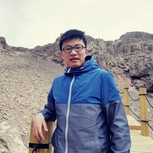 周新城头像