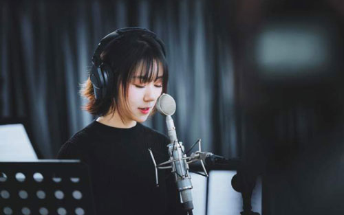 借我吉他谱 C调六线谱_音艺吉他编配_谢春花