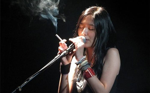 儿歌吉他谱 C调简单版_简单吉他编配_张悬