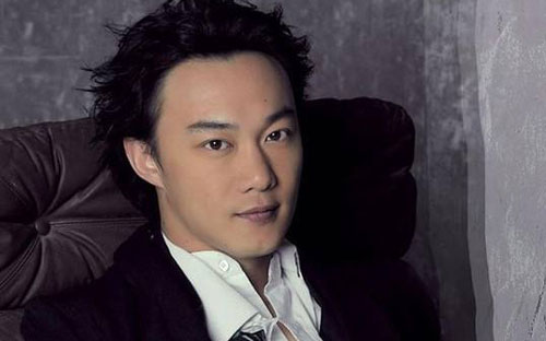 因为爱情指弹谱 C调高清版_深蓝雨吉他编配_陈奕迅