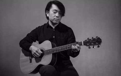 世界吉他谱 C调附前奏_琴艺谱编配_张过年