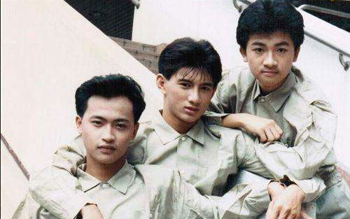 放心去飞吉他谱 F调_阿潘音乐工场编配_小虎队