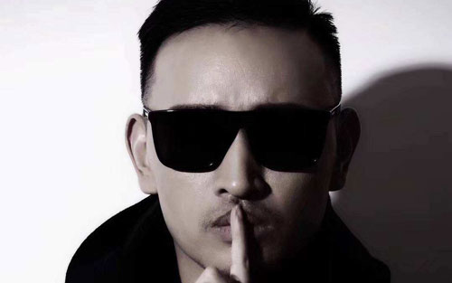 机器灵砍菜刀吉他谱 C调和弦谱_音乐之家编配_张卫