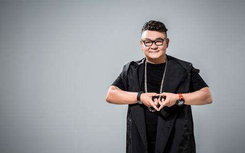 把酒倒满吉他谱 D调六线谱_高清版_李晓杰