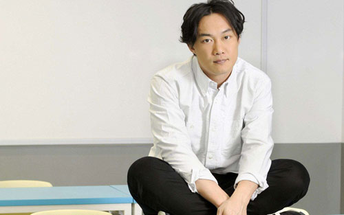 一个人失眠吉他谱 D调精选版_玩易吉他编配_陈奕迅