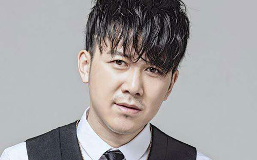 有太多人吉他谱 D调和弦谱_木木吉他编配_高进
