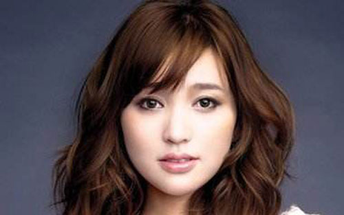 留下来吉他谱 F调六线谱_女生版_金莎