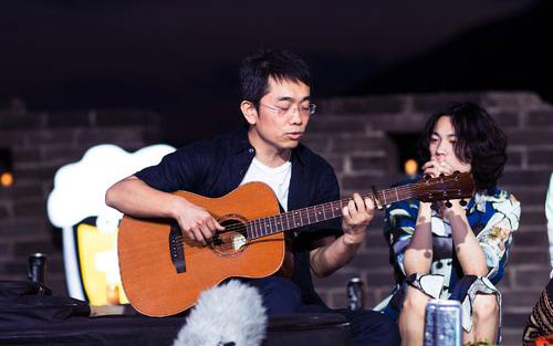 深夜的歌吉他谱 C调六线谱_简单版_张过年