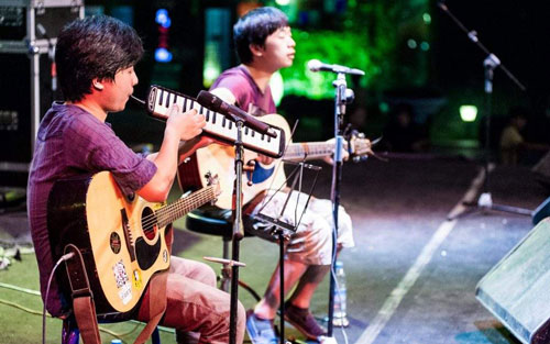 我嘞家吉他谱 G调附前奏_中国曲谱网编配_吆拐