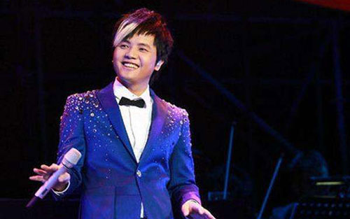 难道爱一个人有错吗吉他谱 F调男生版_延麟编配_郑源