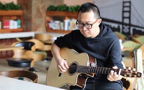 孙大剩吉他谱 C调六线谱_简单版_白亮