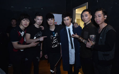 无谓再假指弹谱 C调高清版_弹琴吧编配_Mr.