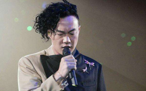 圣诞结吉他谱 C调和弦谱_大树音乐屋编配_陈奕迅