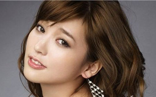 换季吉他谱 D调六线谱_阿潘音乐工场编配_金莎