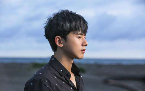 云中的angel吉他谱 G调高清版_玲珑吉他编配_张杰