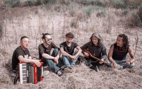 生活在地下吉他谱 E调附前奏_音乐之家编配_野孩子乐队