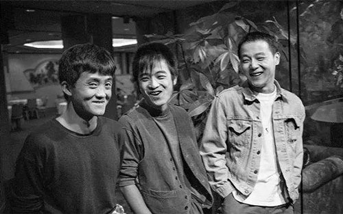 上帝保佑吉他谱 A调六线谱_吉他超级秀编配_窦唯