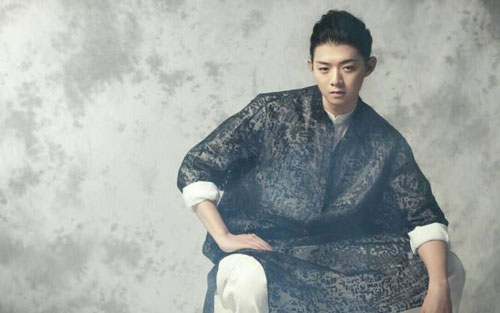 卷珠帘吉他谱 C调六线谱_精选版_霍尊