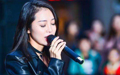 那个人吉他谱 C调附前奏_吴先生编配_周延英