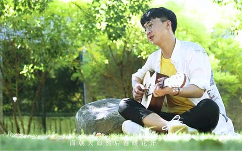 污点吉他谱 C调六线谱_弦木吉他编配_徐秉龙