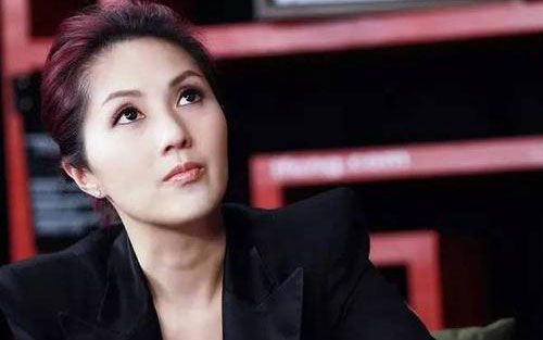 一个人的美术馆吉他谱 D调女生版_阿潘音乐工场编配_杨千嬅