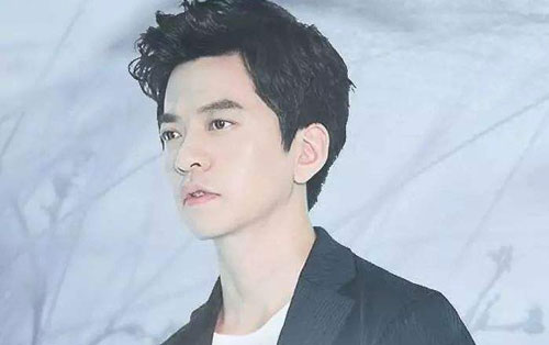 八月照相馆吉他谱 E调六线谱_彼岸吉他编配_李健