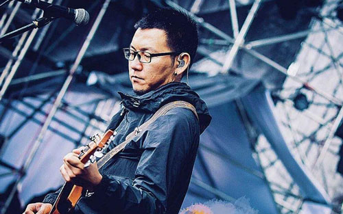 小雨日记吉他谱 C调六线谱_音乐之家编配_崔跃文