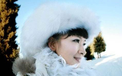 蓝宝石吉他谱 C调六线谱_世纪梦吉他编配_高樱