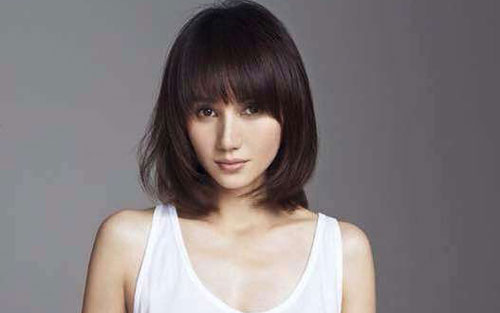 一个人喝着拿铁吉他谱 F调女生版_由阿潘音乐工场编配_袁泉