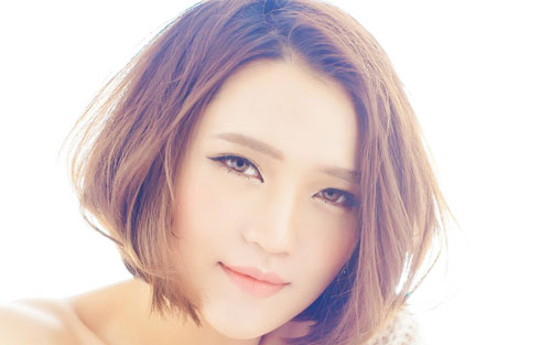 《再见只是陌生人》吉他谱 F调扫弦版_凡凡吉他教室编配_庄心妍