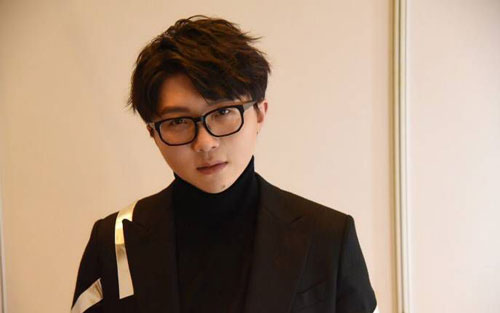 《消愁》吉他谱 F调简单版_凡凡吉他教室编配_毛不易