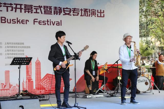 阿杜参加专场演出