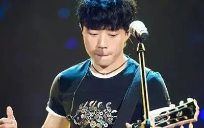 《鼓楼》吉他谱C调初级版_酷音小伟编谱_赵雷