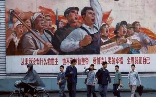 《年轻的朋友你要去向哪》吉他谱C调 革命吉他编配