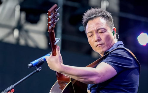 漫步吉他谱 G调附视频_悠音课堂编配_许巍