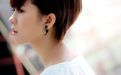 《暖心》尤克里里谱弹唱版 D调附前奏_音乐之家编配_郁可唯