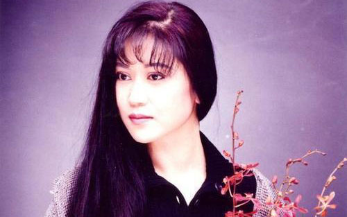 《爱江山更爱美人》尤克里里谱弹唱版 G调高清版_音乐之家编配_李丽芬