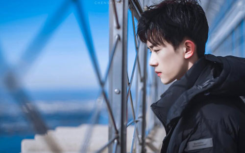 《离骚》尤克里里谱弹唱版 C调扫弦版_音乐地带编配_易烊千玺