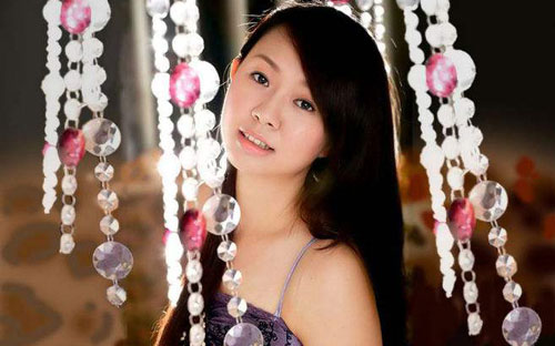 《恭喜恭喜》尤克里里谱弹唱版 E调和弦谱_ukulele编配_卓依婷