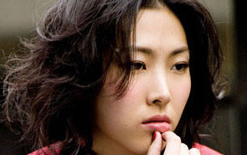 《迷宫》尤克里里谱弹唱版 A调六线谱_女生版_王若琳