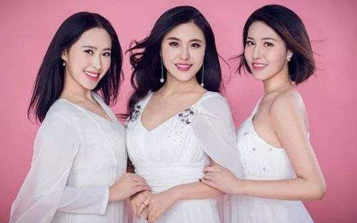 《小白船》尤克里里谱弹唱版 G调六线谱_胖子哇ukulele编配_黑鸭子组合