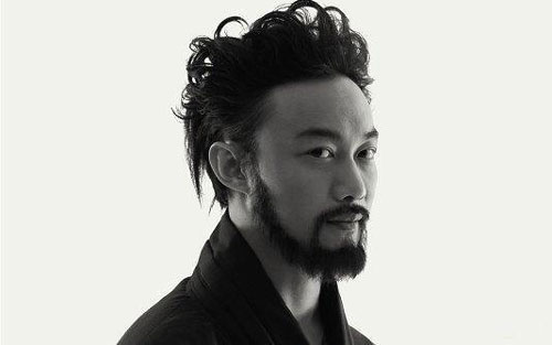 《披风》尤克里里谱弹唱版 C调高清版_闲识音学社编配_陈奕迅