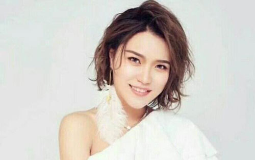《再见只是陌生人》尤克里里谱弹唱版 F调扫弦版_喵了个艺尤克里里编配_庄心