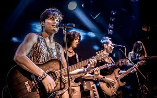 《无悔这一生》尤克里里谱弹唱版 G调扫弦版_大黄尤克里里编配_Beyond